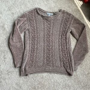 Long sleeve very soft sweater